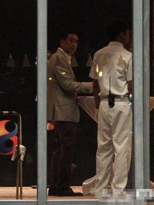 pkv togel Kang Fuhun sedang berbicara dengan beberapa orang suci di Istana Xiantian